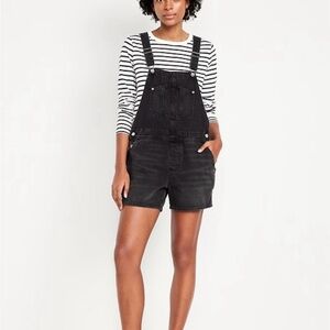 Old navy black short overalls -xl